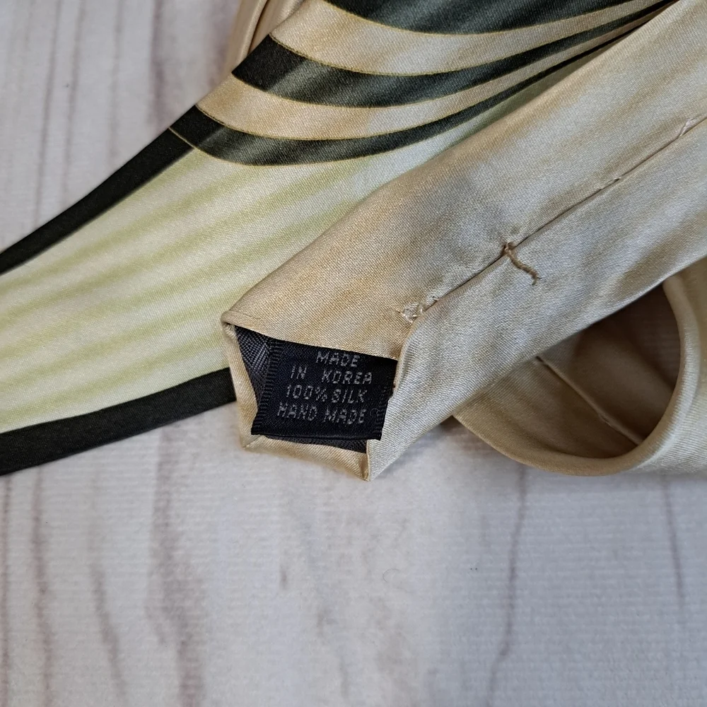 Versialles Bt Piattelli Diagonal Stripe Silk Tie - Picture 3 of 4